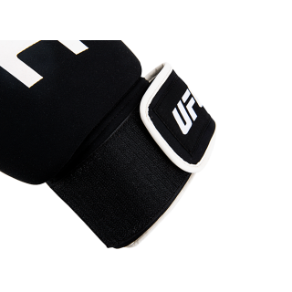 UFC Перчатки для бокса и ММА черные/белые - L
