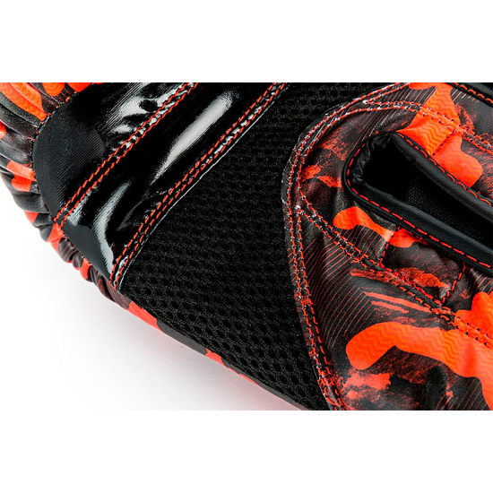UFC PRO Перчатки для бокса CAMO INFRARED - S/M
