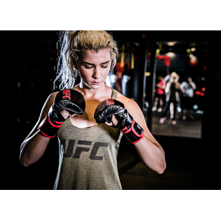 UFC Перчатки MMA для спарринга 8 унций черные S/M