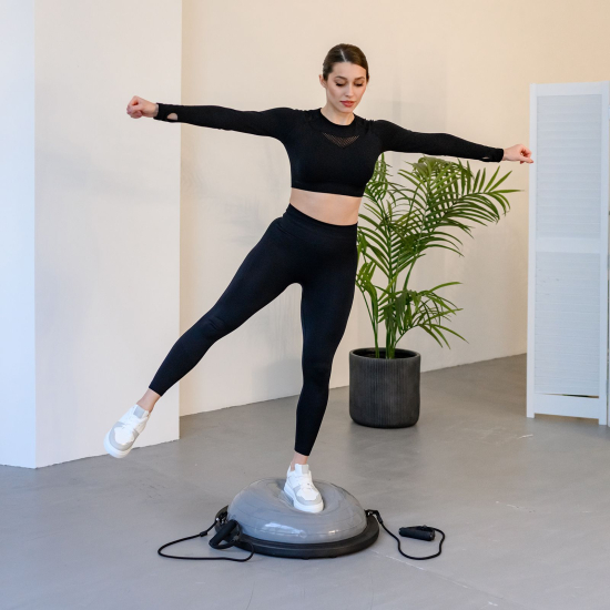 Полусфера балансировочная UNIX Fit с эспандерами, 46 см
